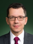 Dr. Niklas J.R.M. Schmidt