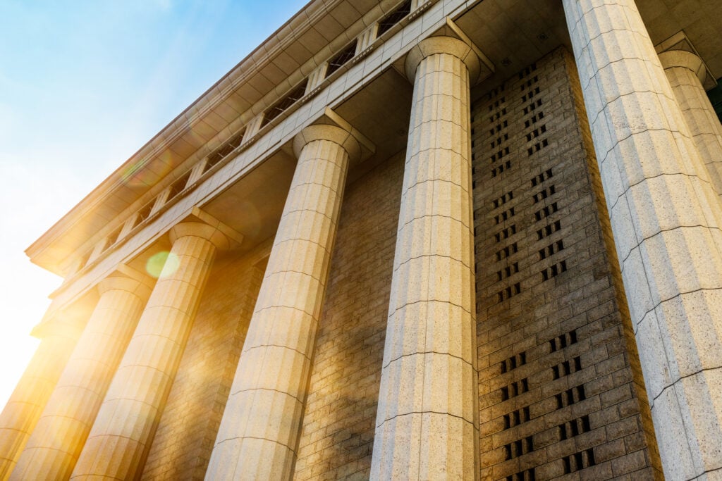 Financial Institutions - GLE News