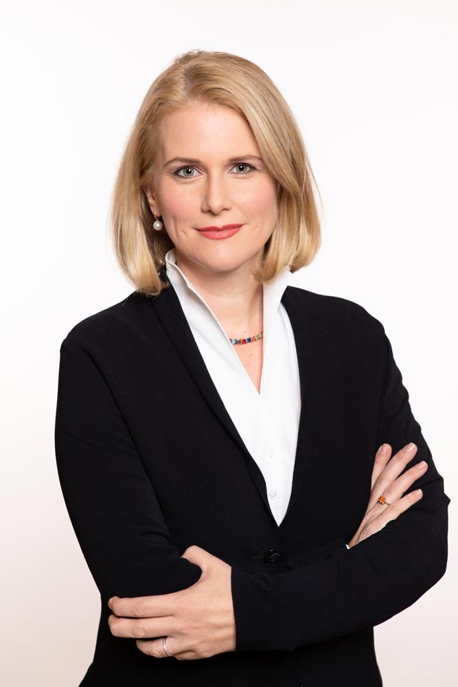 Home - Biz Portrait Ingrid Korenjak 1 - Global Law Experts