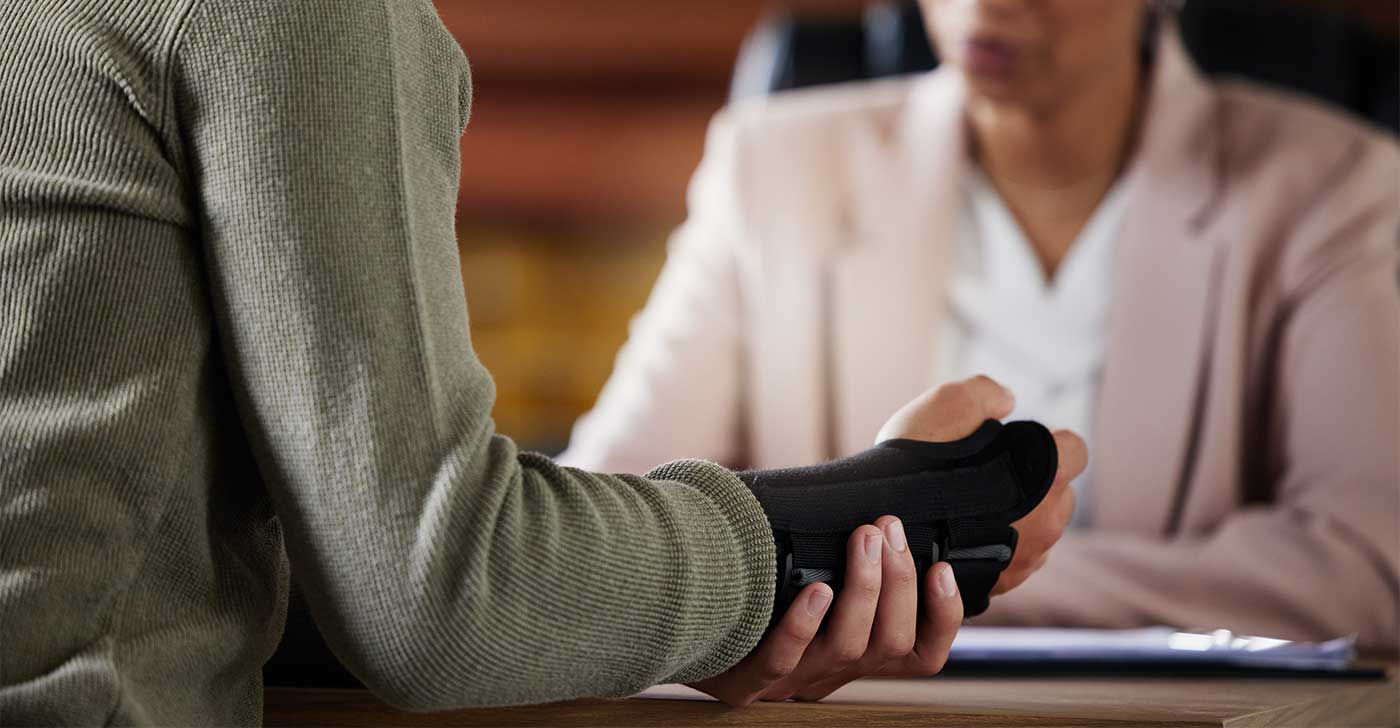 7 Reasons Why Hiring A Motorcycle Accident Lawyer Is Essential - 7 Reasons Why Hiring A Motorcycle Accident Lawyer Is Essential 02 - Global Law Experts