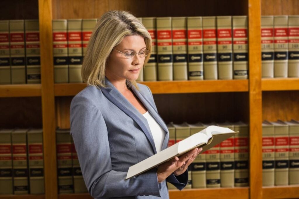 Home - Criminal Lawyer Defense Img - Global Law Experts