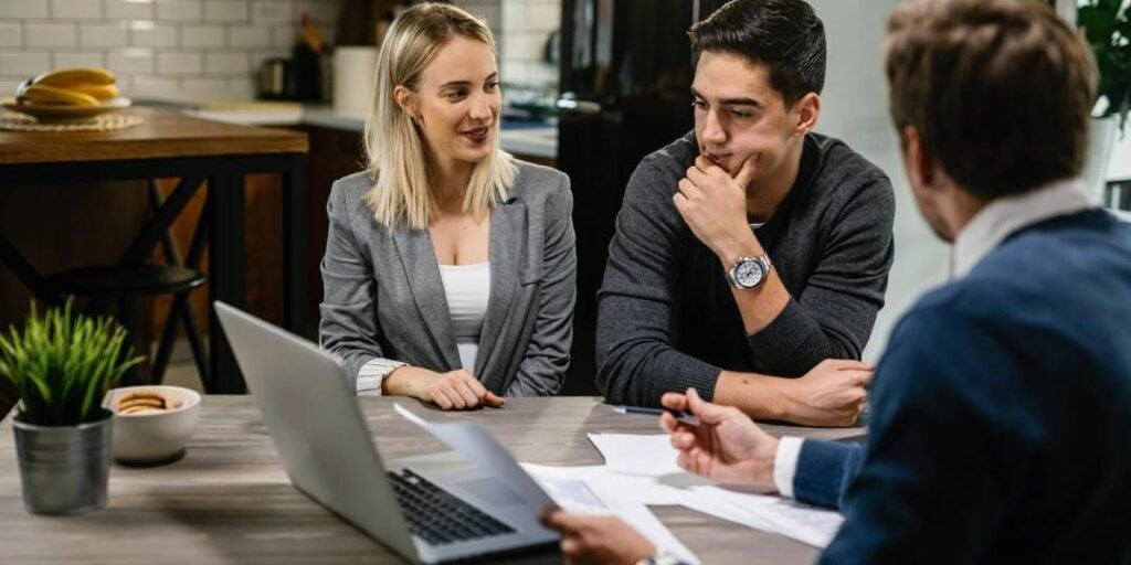 Home - Family Dispute Img1 1080X540 1 - Global Law Experts