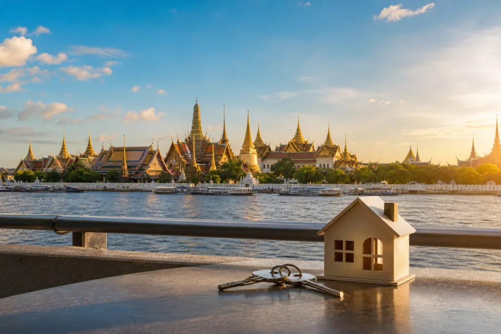 can foreigners buy property