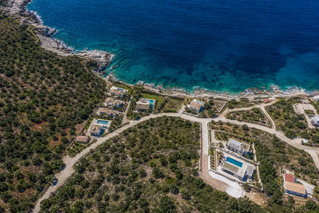 clear property title greece