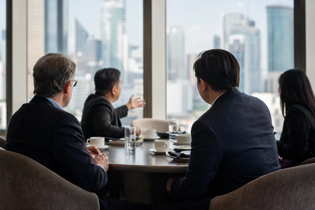 find foreign investors philippines