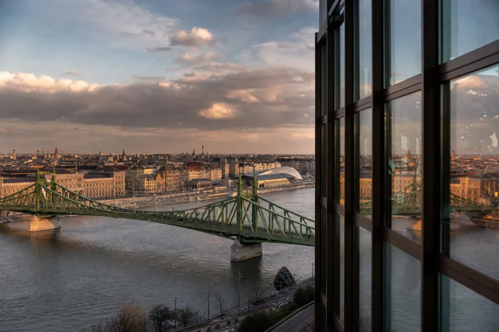 shareholder agreements hungary
