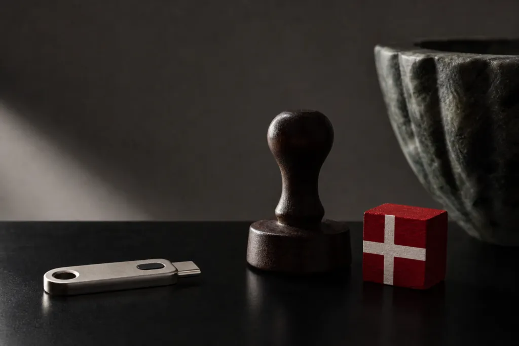electronic signatures denmark